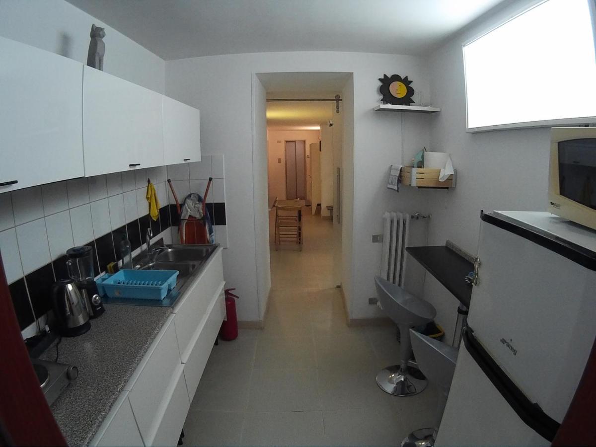 Central Private Flat By Old Town, Shops, Restaurants Bari Exteriér fotografie